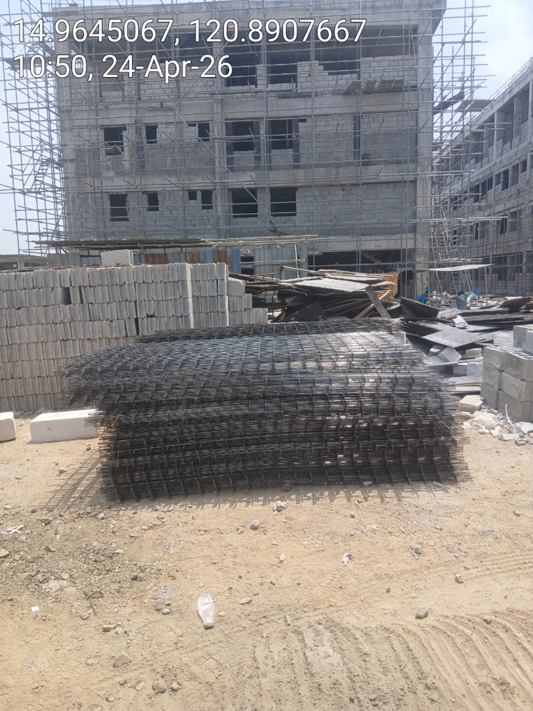 Wire mesh sheets at commercial building site — Una Wire Products Philippines
